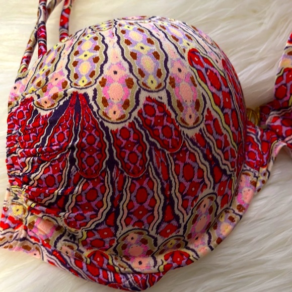 32B Vs Victoria’s Secret Bombshell /Miraculous Bikini swimsuit bathingsuit 2pc - Picture 5 of 16